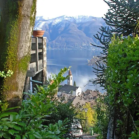 Holiday Aurinko Ronco sopra Ascona