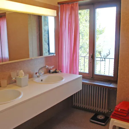 Holiday Aurinko * Ronco sopra Ascona